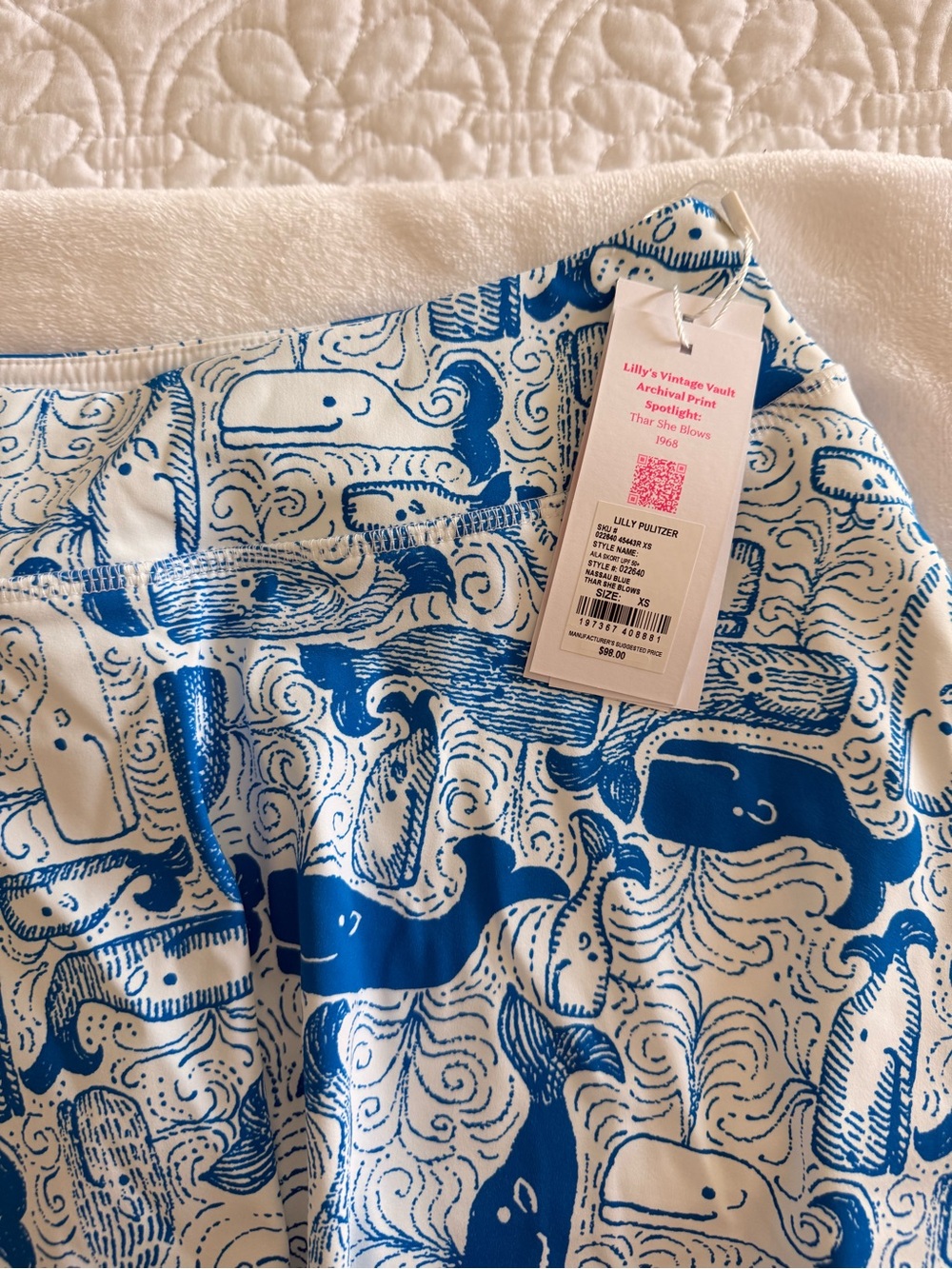 NWT Lilly Pulitzer Blue & White Whale Print Skort - Picture 2 of 3